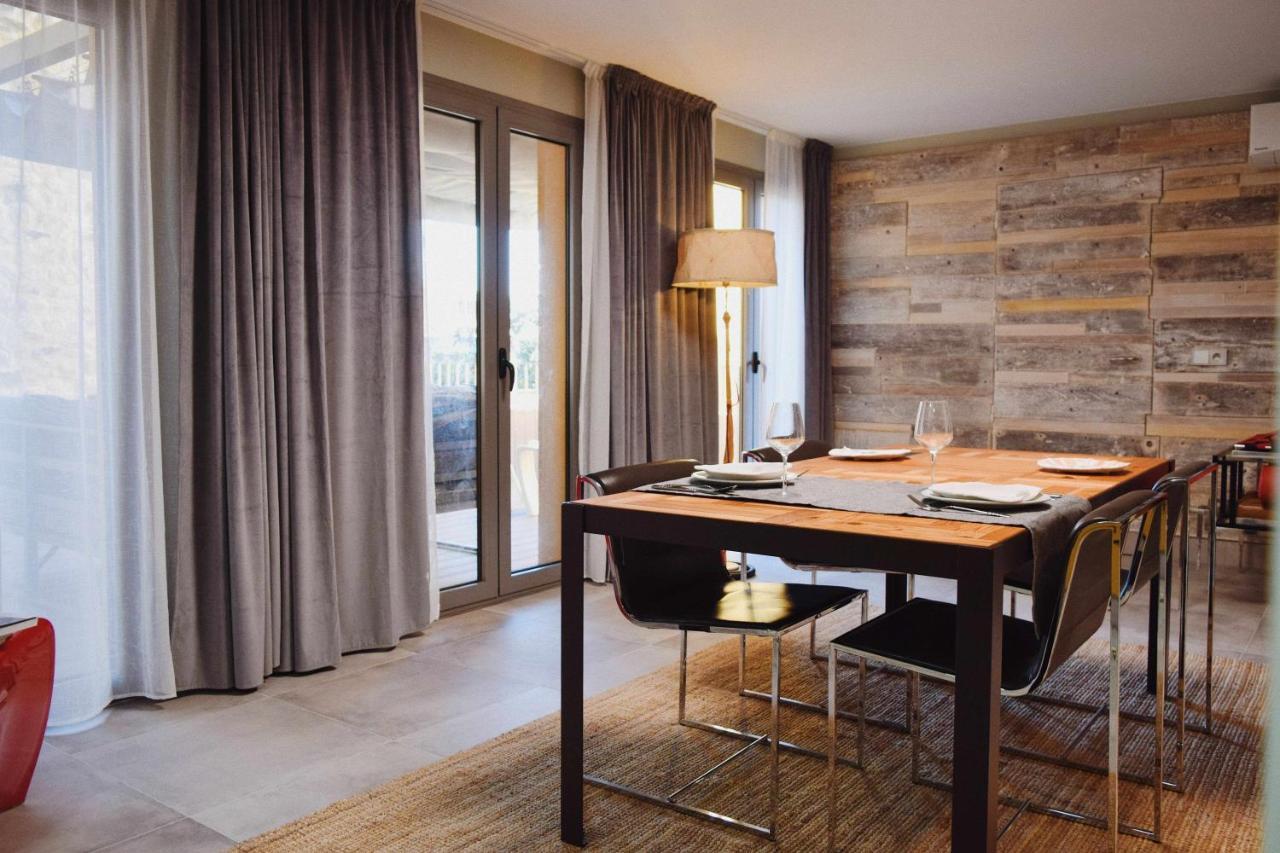 Keldomenech Bed&Art Luxury Apartment For Art Lover 베살루 외부 사진