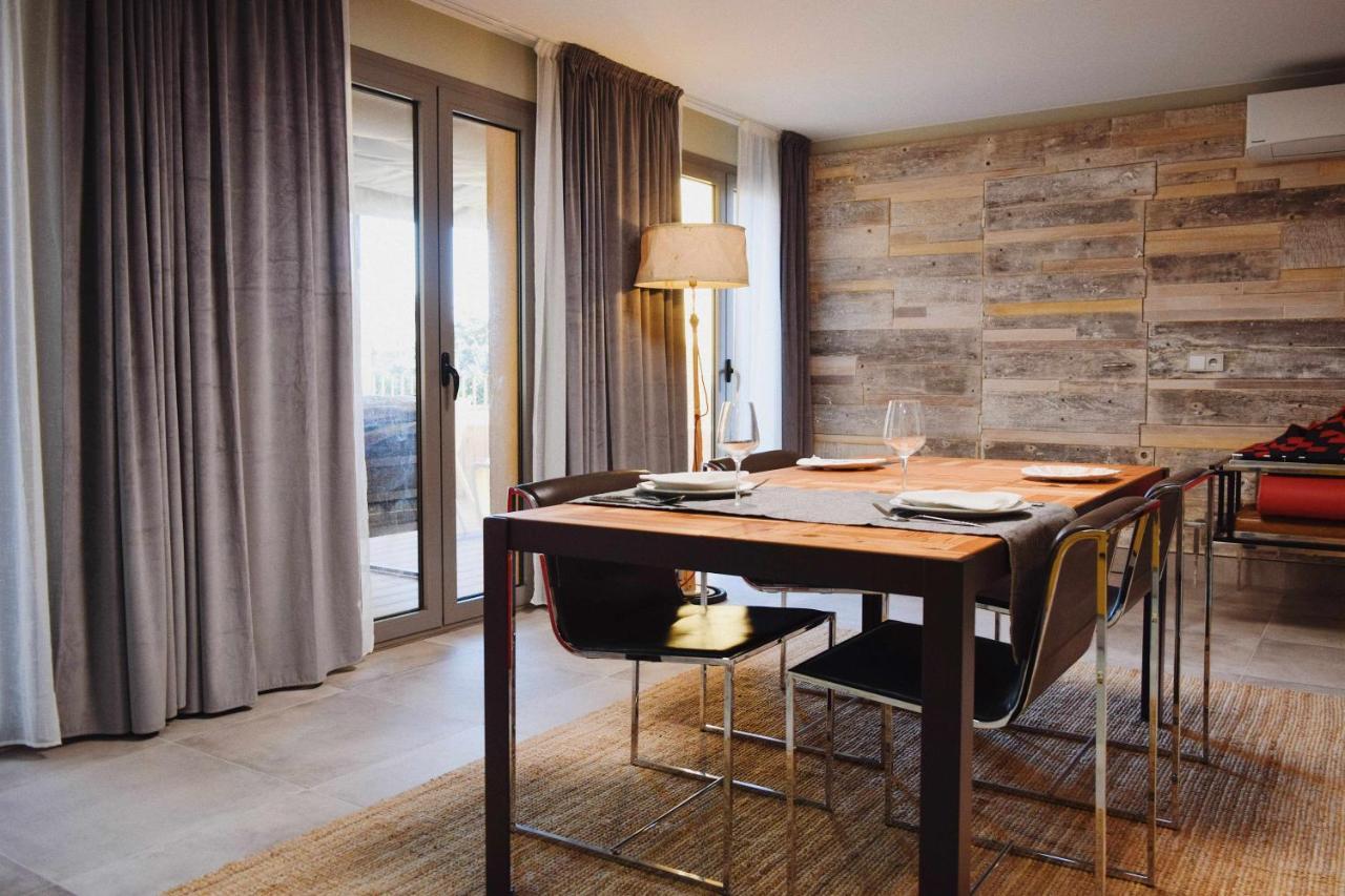 Keldomenech Bed&Art Luxury Apartment For Art Lover 베살루 외부 사진