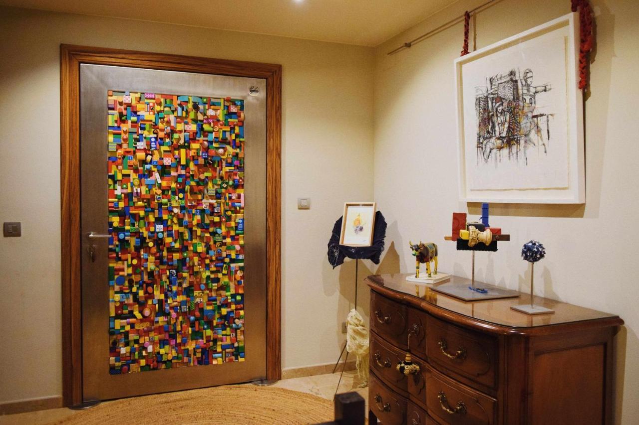 Keldomenech Bed&Art Luxury Apartment For Art Lover 베살루 외부 사진