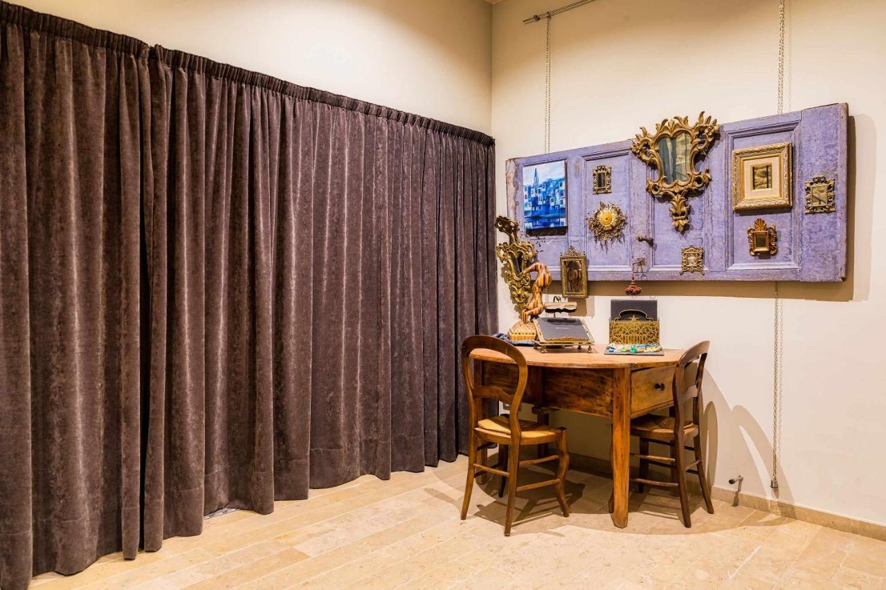 Keldomenech Bed&Art Luxury Apartment For Art Lover 베살루 외부 사진